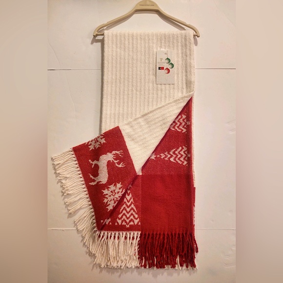 🎁Texteis Penedo Holiday Throw Blanket - Ivory Weave Inset  with Adorned Border - Picture 3 of 11